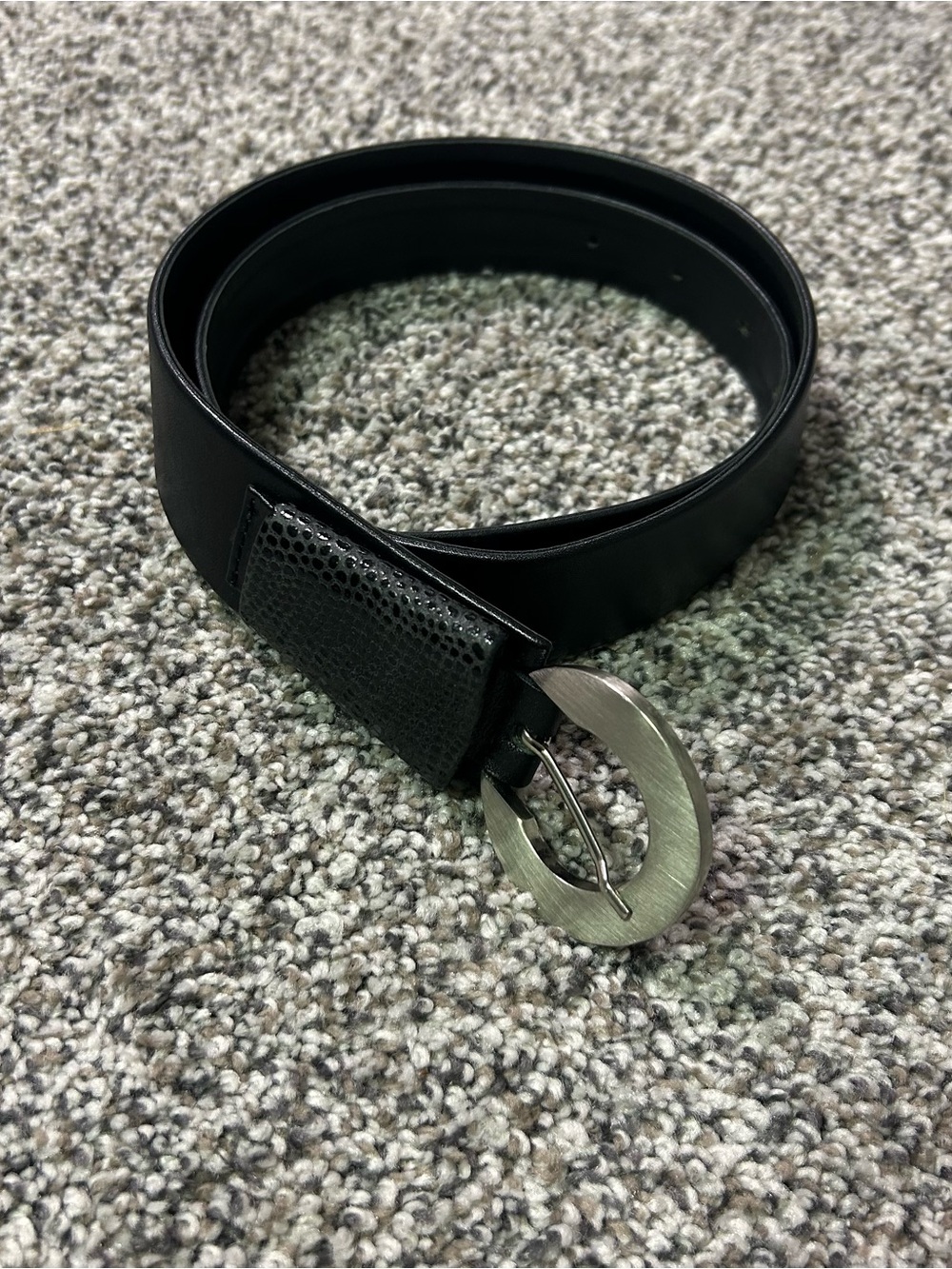 Carlisle Womens Leather Belt Embossed Animal Print Medium Wide Black